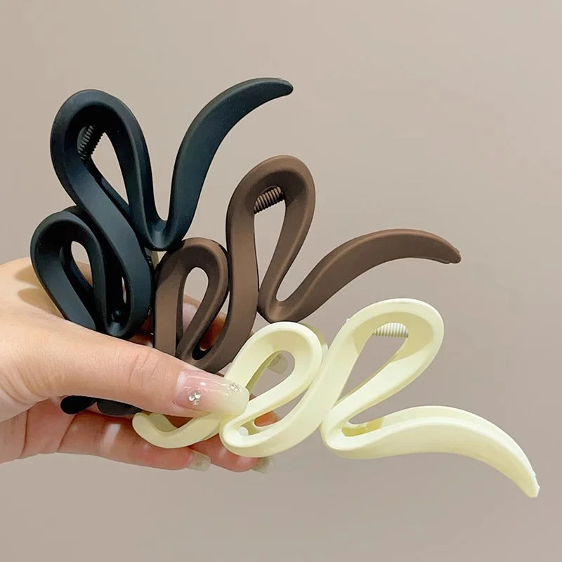 Wholesale Wavy Plastic Hair Clips