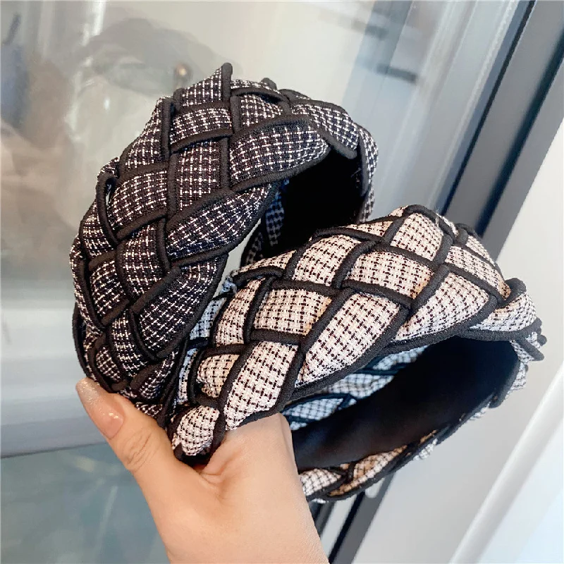 Wholesale Autumn and Winter High Skull Wide Edge Braided Houndstooth Headband